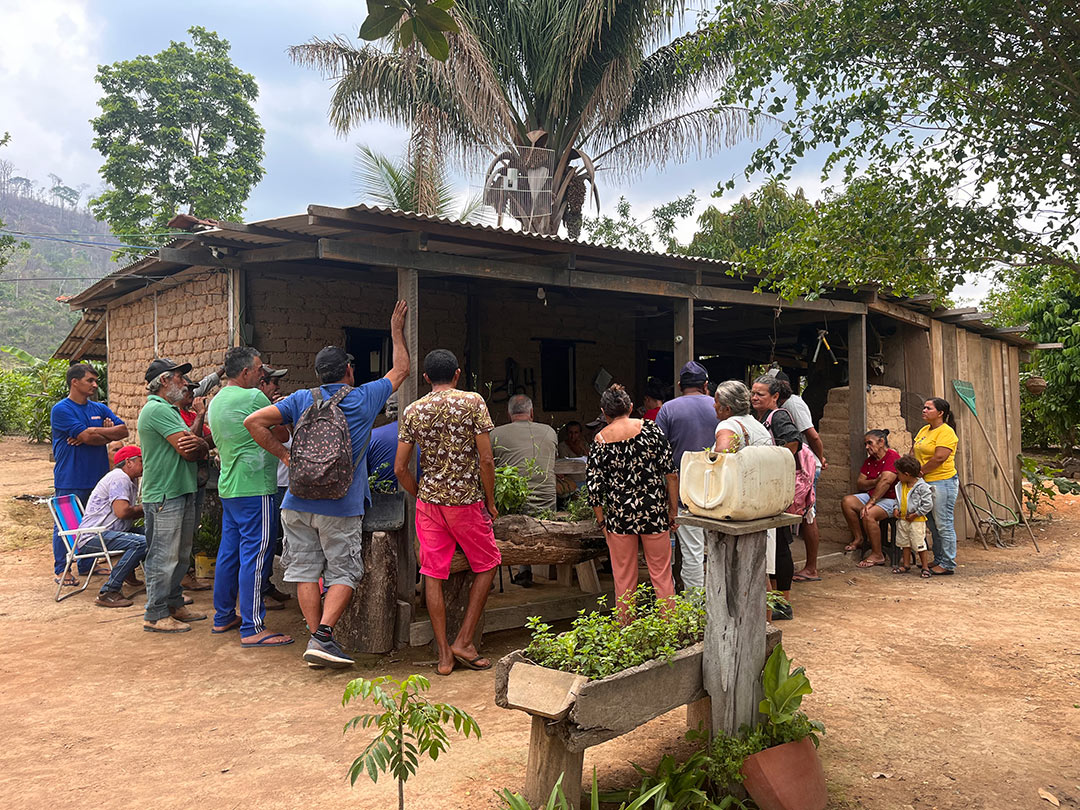 Moradores de assentamento Terra Nossa em Novo Progresso e Altamira-PA enfrentam grilagem de terras por pecuaristas fornecedores da JBS, que já tomaram 89% da área destinada à reforma agrária (Foto: Bruna Bronoski/O Joio e O Trigo).